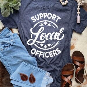 3/$18 Support Local Officers Navy Blue T-Shirt M✨️